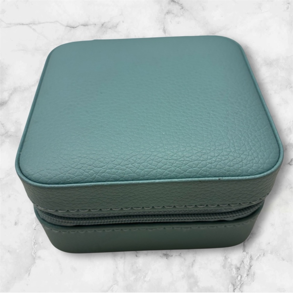 Vlandon travel jewelry case - NWOT - Picture 1 of 2